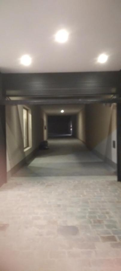 Sg Apartment *